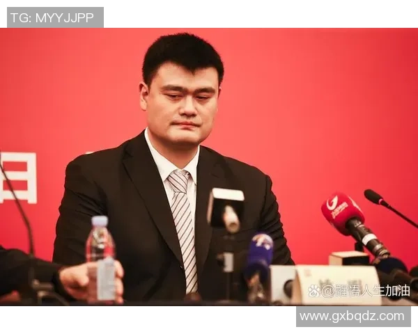 姚明与章红颜的传奇故事:从篮球场到人生舞台的精彩交织 姚明与章红颜的传奇故事:从篮球场到人生舞台的精彩交织