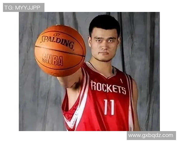 姚明亲自担任裁判直播NBA赛场上的新尝试与挑战