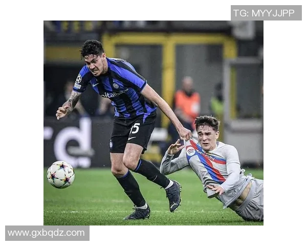 英超激战:那不勒斯与国米平局点球大战引发全场热烈反响 英超激战:那不勒斯与国米平局点球大战引发全场热烈反响