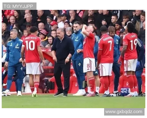 国王杯激战回顾利物浦点球大战险胜里昂引发争议与热议